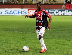 Kim marcou apenas um gol em 13 partidas pelo Joinville em 2013 (Foto: Joinville/Divulgação)