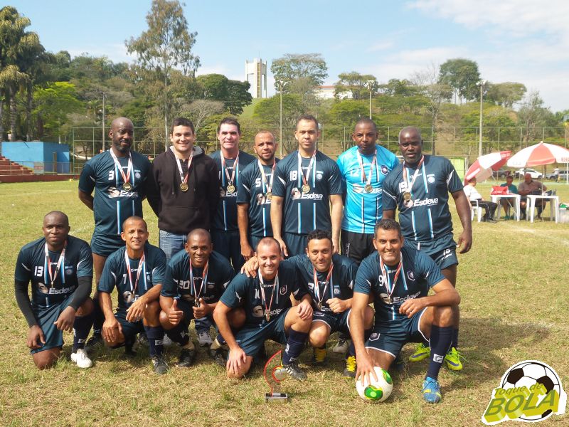 Read more about the article Esdeva campeã no futebol sete master. Rezato conquista título do futsal